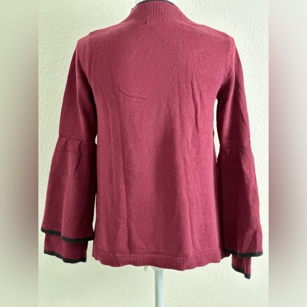 Style & Co. Petite Ruffled Bell Sleeve Sweater Size Small - Picture 3 of 9
